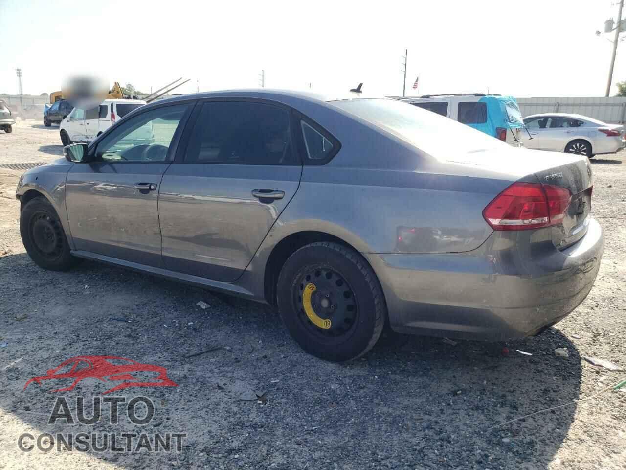 VOLKSWAGEN PASSAT 2013 - 1VWAP7A34DC070832