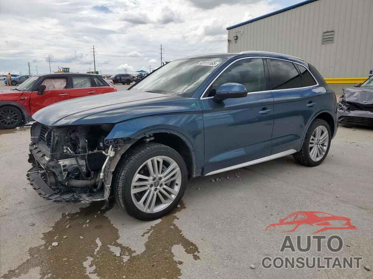 AUDI Q5 2018 - WA1BNAFY1J2010601