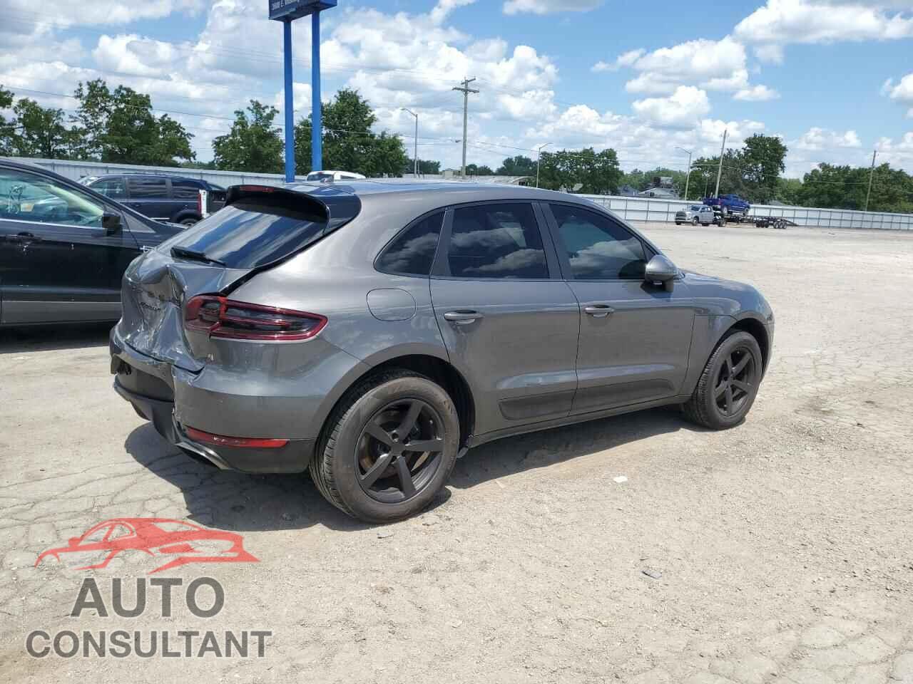 PORSCHE MACAN 2017 - WP1AA2A58HLB09077
