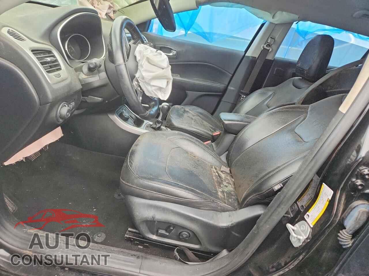 JEEP COMPASS 2019 - 3C4NJDCB8KT672742