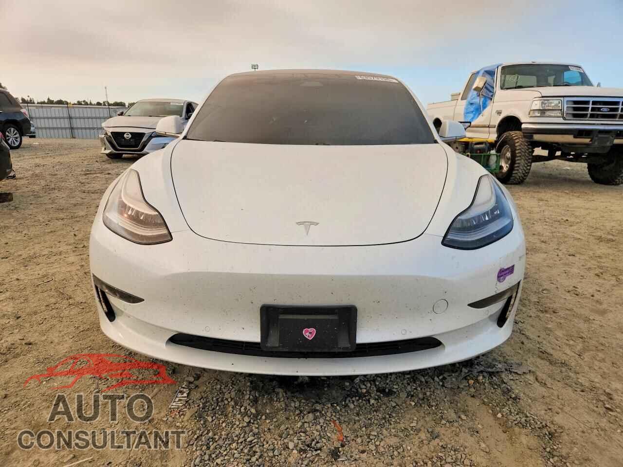 TESLA MODEL 3 2018 - 5YJ3E1EA8JF154691
