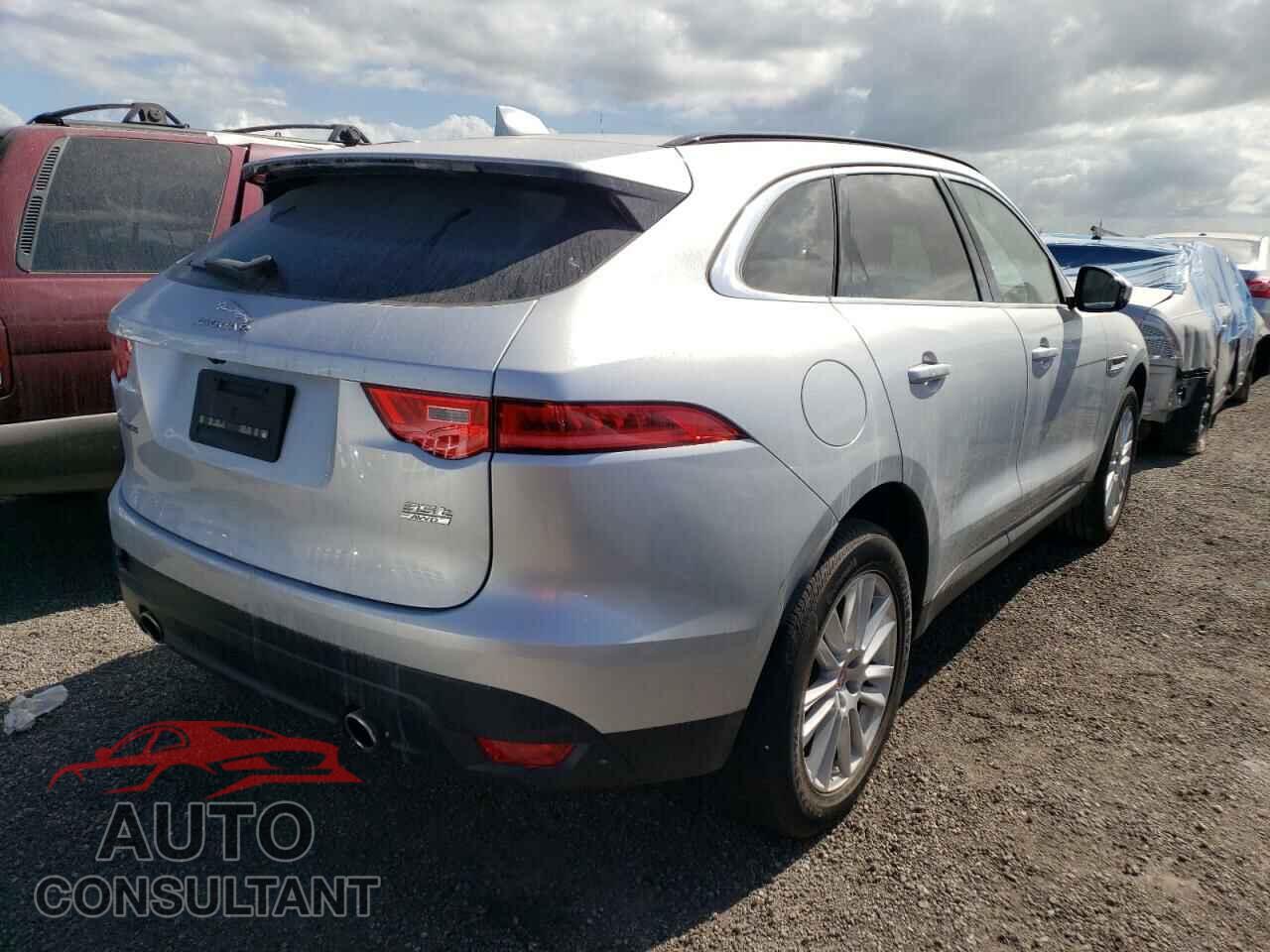 JAGUAR F-PACE 2017 - SADCK2BV5HA499416