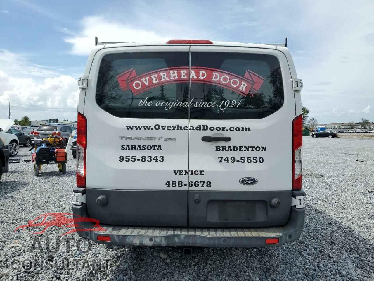 FORD TRANSIT 2017 - 1FTYR2ZM2HKA00916