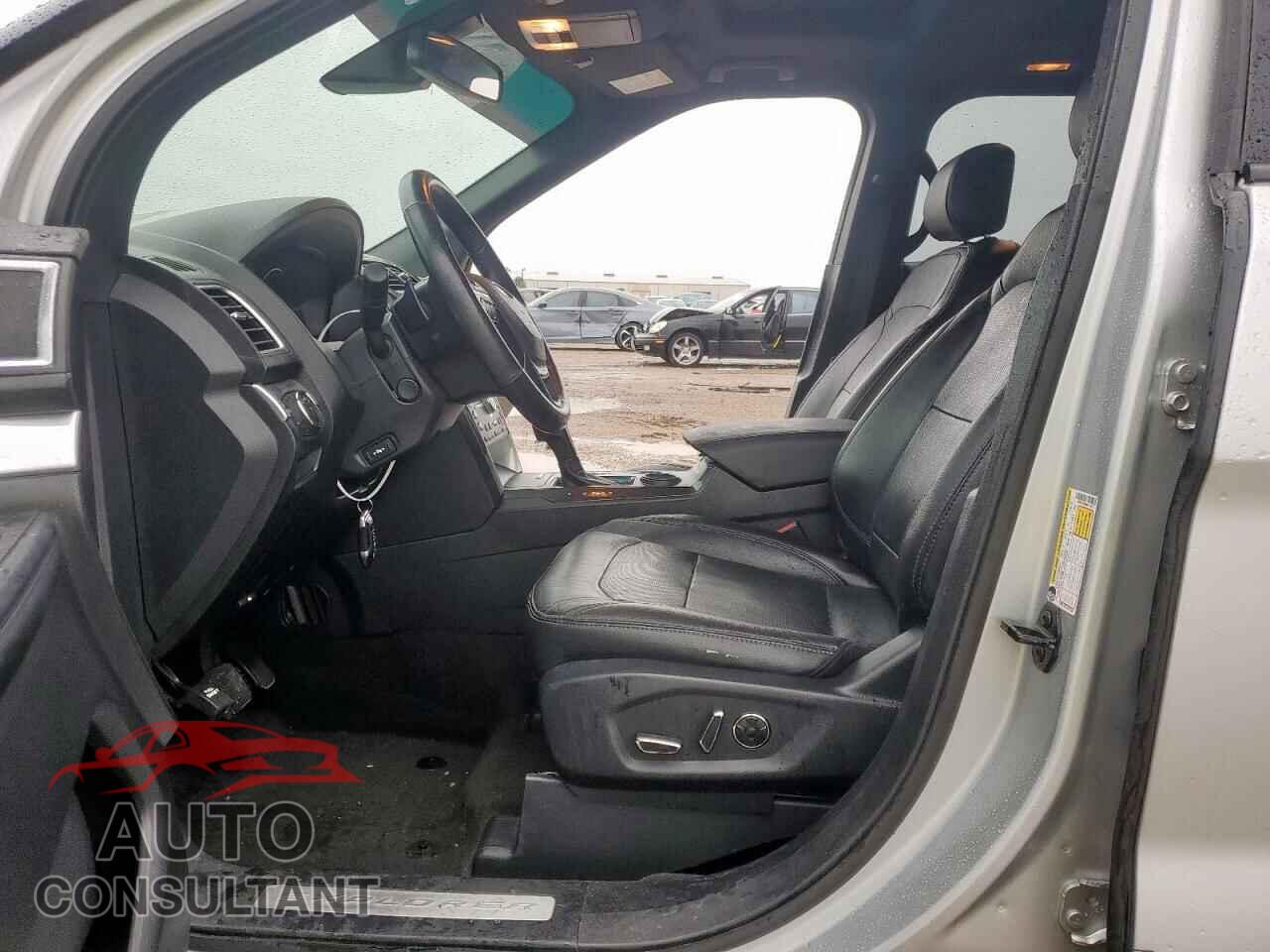 FORD EXPLORER 2017 - 1FM5K7F86HGA11010