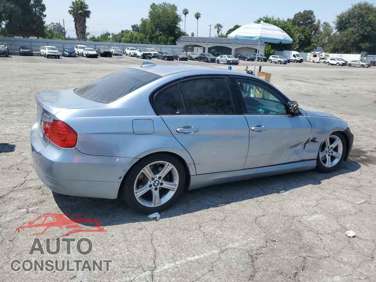 BMW 3 SERIES 2011 - WBAPH7C51BE680310