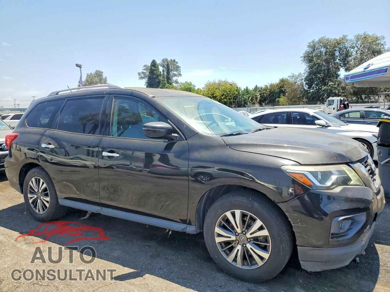 NISSAN PATHFINDER 2017 - 5N1DR2MN2HC678179