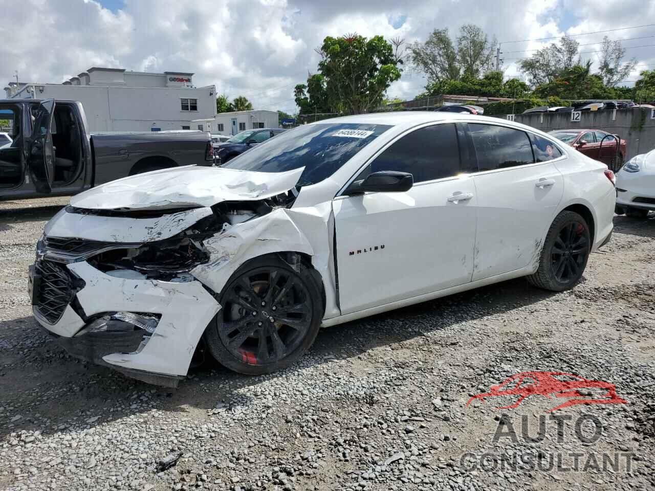 CHEVROLET MALIBU 2022 - 1G1ZD5ST5NF212034