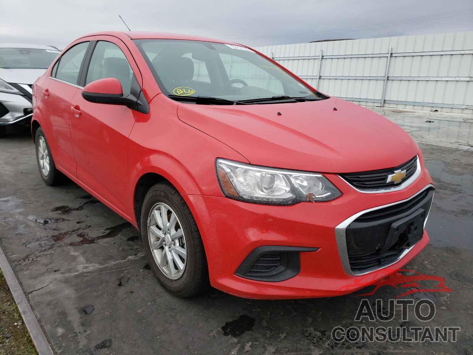 CHEVROLET SONIC 2018 - 1G1JD5SH8J4140583