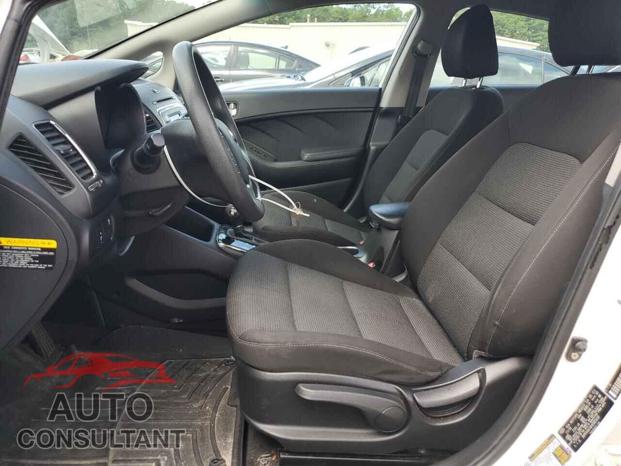 KIA FORTE 2017 - 3KPFK4A76HE083430