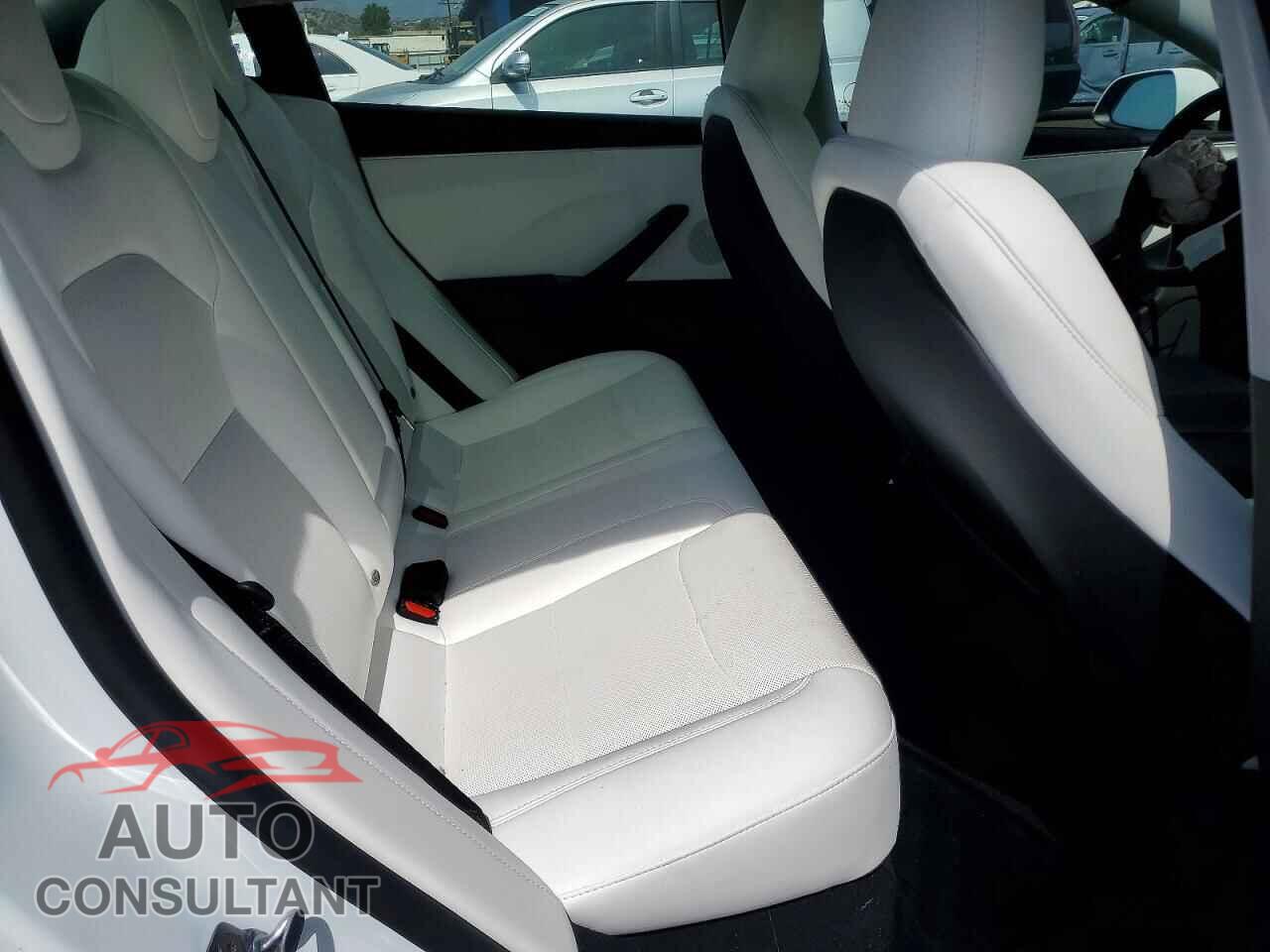 TESLA MODEL 3 2026 - 5YJ3E1EA2TF121141