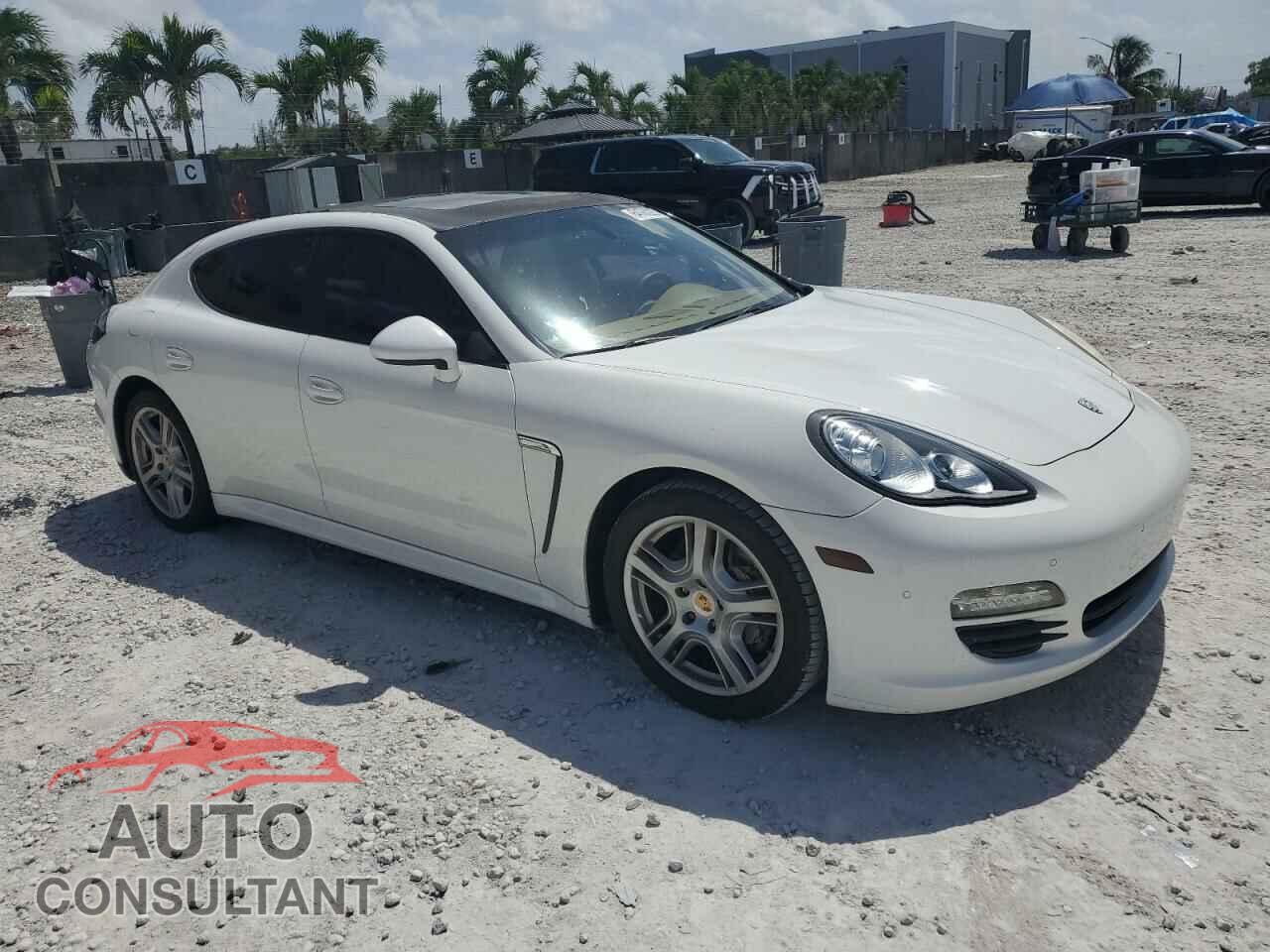 PORSCHE PANAMERA 2011 - WP0AA2A73BL021550