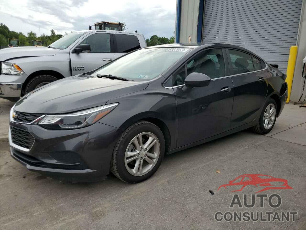 CHEVROLET CRUZE 2017 - 1G1BE5SM2H7235776