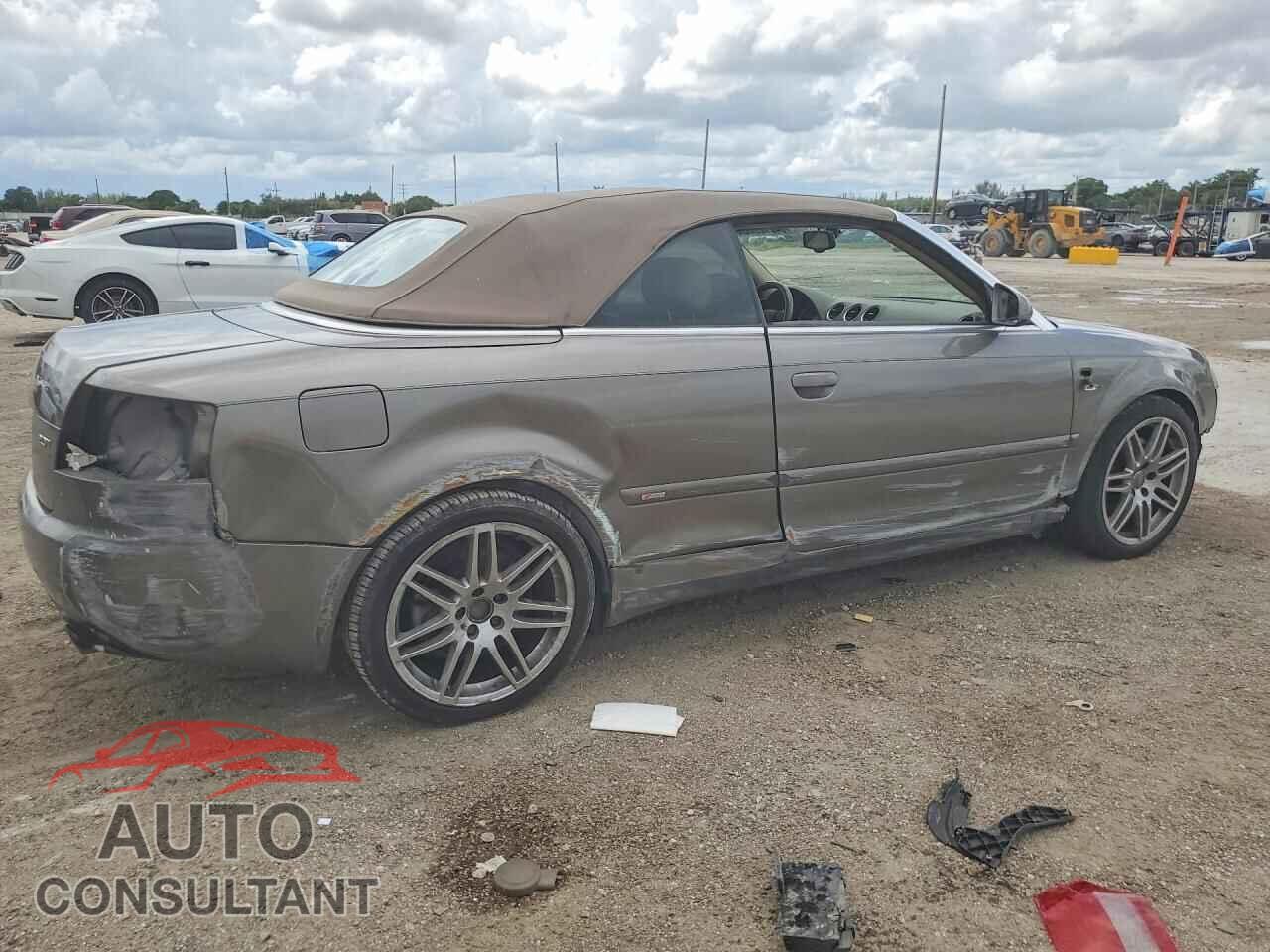 AUDI A4 2009 - WAUAF48H79K011841