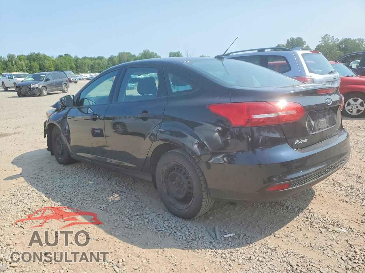 FORD FOCUS 2018 - 1FADP3E22JL213983
