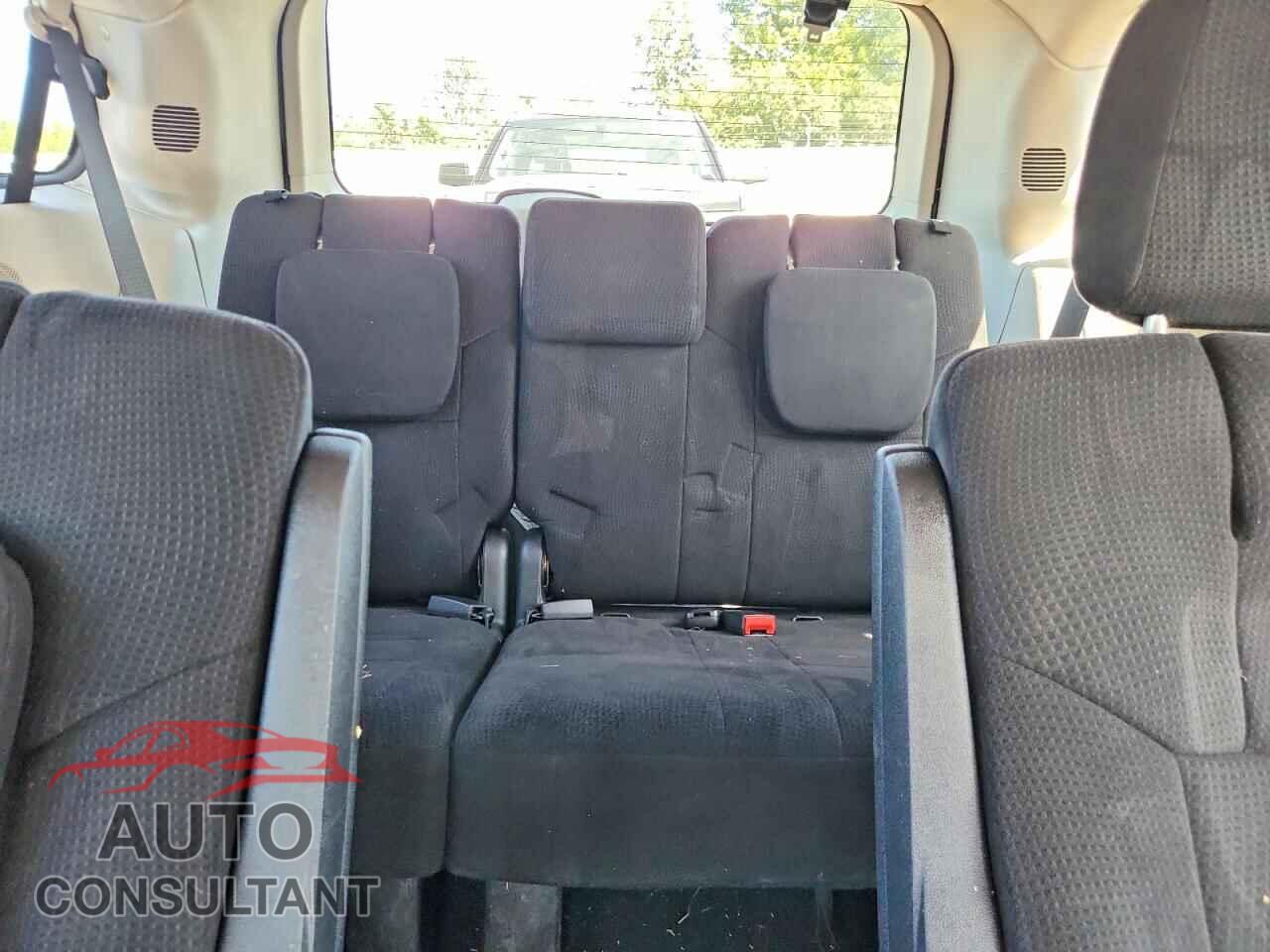 DODGE CARAVAN 2011 - 2D4RN4DG8BR679955