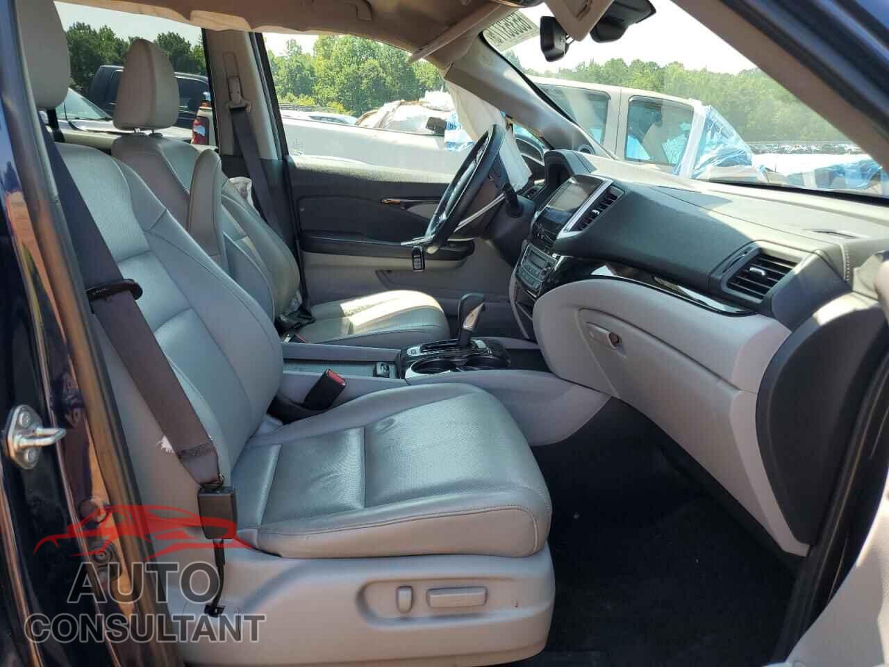 HONDA RIDGELINE 2017 - 5FPYK3F73HB004437