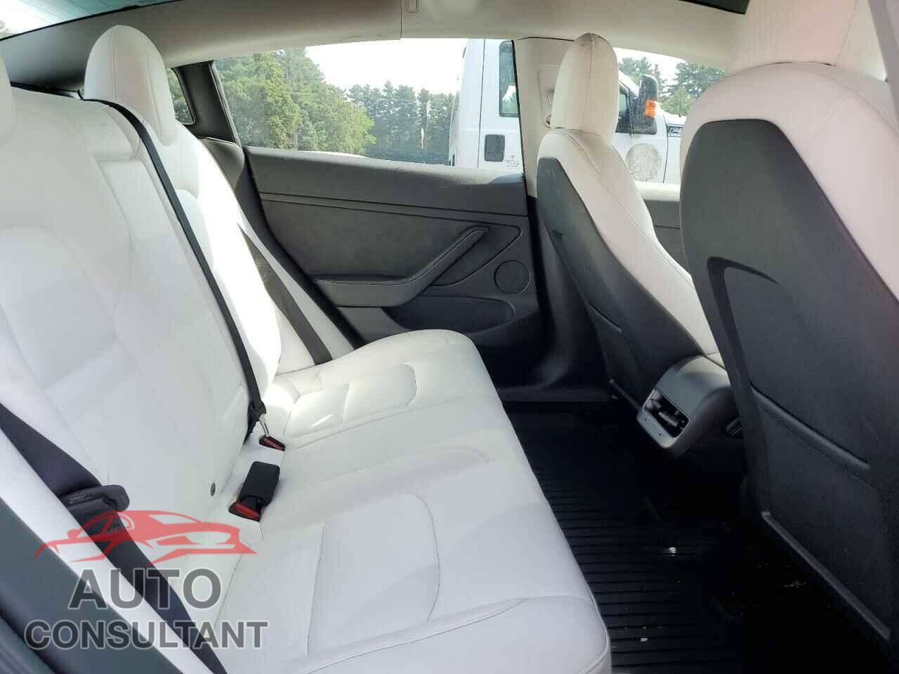 TESLA MODEL 3 2022 - 5YJ3E1EC0NF308835