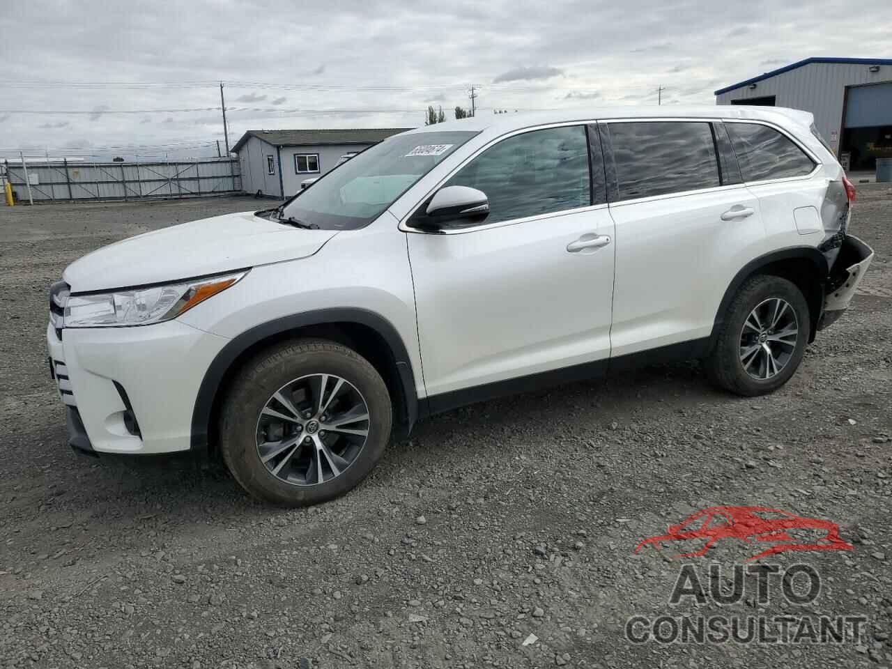 TOYOTA HIGHLANDER 2019 - 5TDBZRFH1KS944888