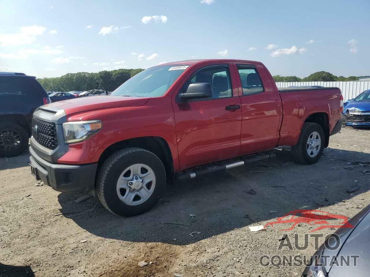 TOYOTA TUNDRA 2018 - 5TFUM5F12JX078307
