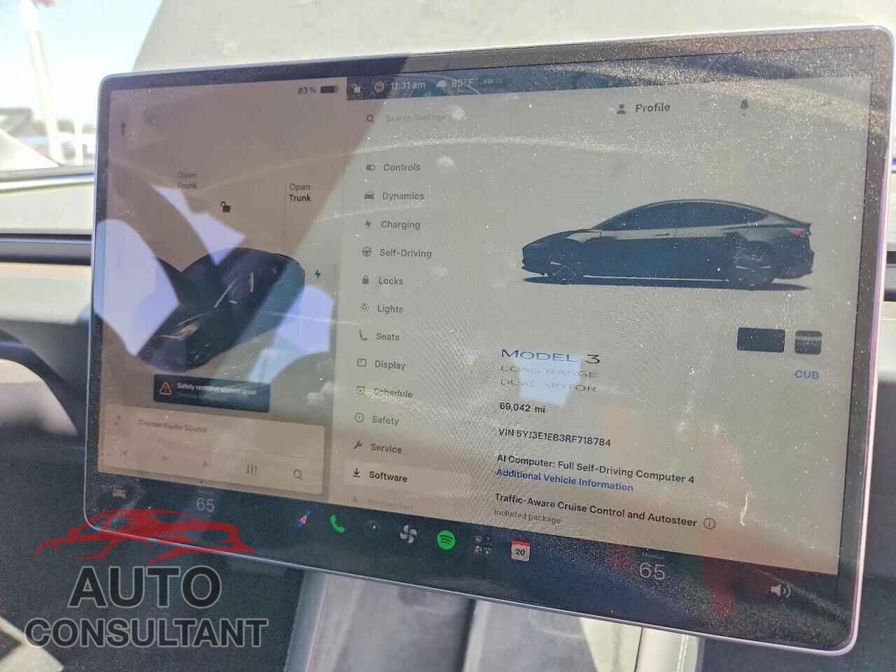 TESLA MODEL 3 2024 - 5YJ3E1EB3RF718784