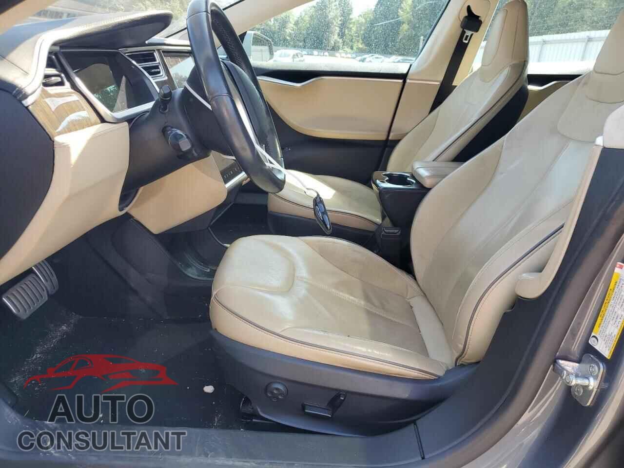 TESLA MODEL S 2013 - 5YJSA1DP5DFP25815