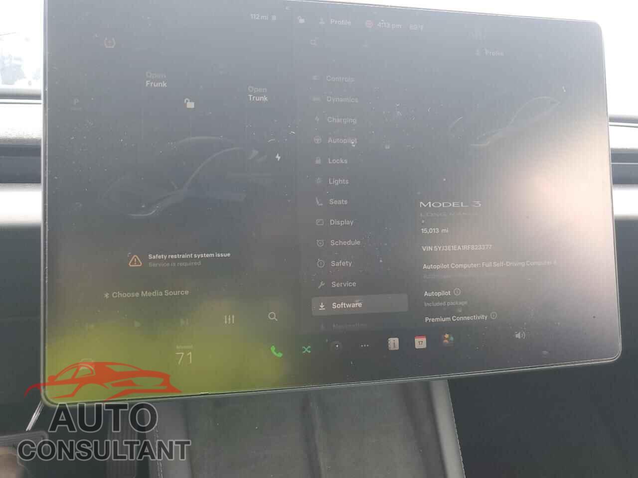 TESLA MODEL 3 2024 - 5YJ3E1EA1RF823377