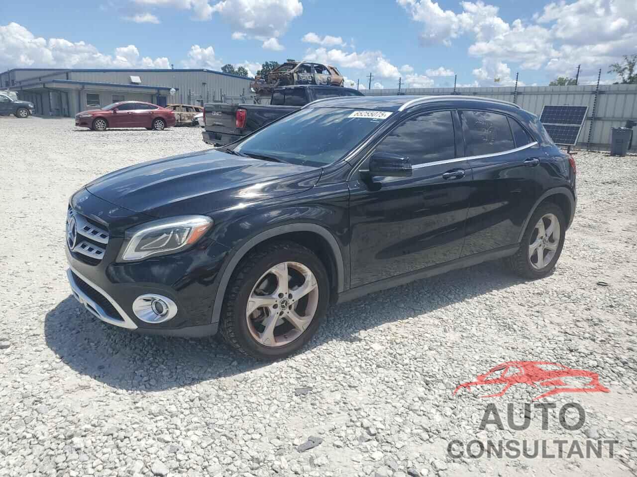 MERCEDES-BENZ GLA-CLASS 2019 - WDCTG4EB8KJ553352