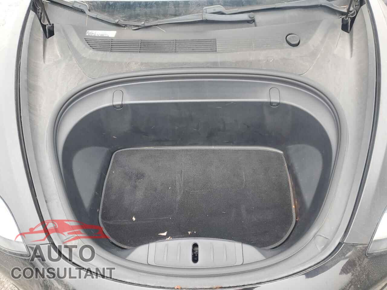 TESLA MODEL 3 2018 - 5YJ3E1EA5JF078279