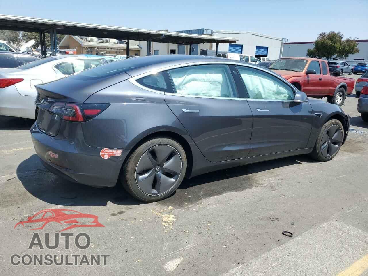 TESLA MODEL 3 2018 - 5YJ3E1EA6JF057926