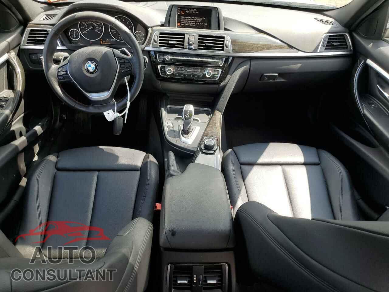 BMW 3 SERIES 2016 - WBA8E3G56GNU03238
