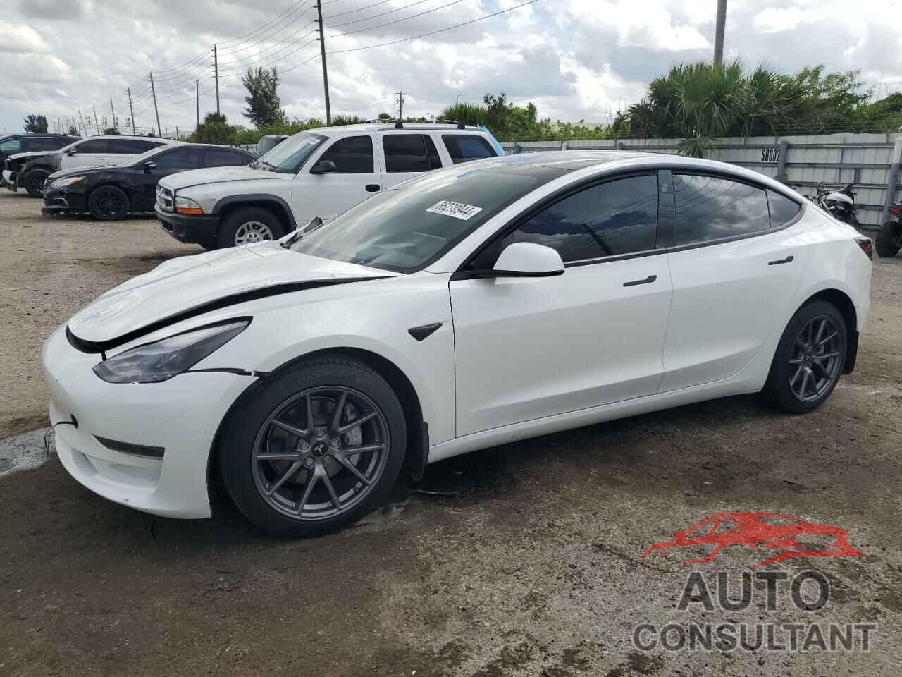 TESLA MODEL 3 2021 - 5YJ3E1EA5MF092087