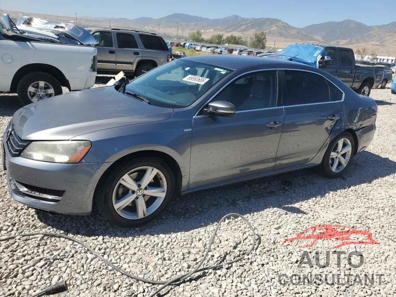 VOLKSWAGEN PASSAT 2014 - 1VWAT7A36EC028742