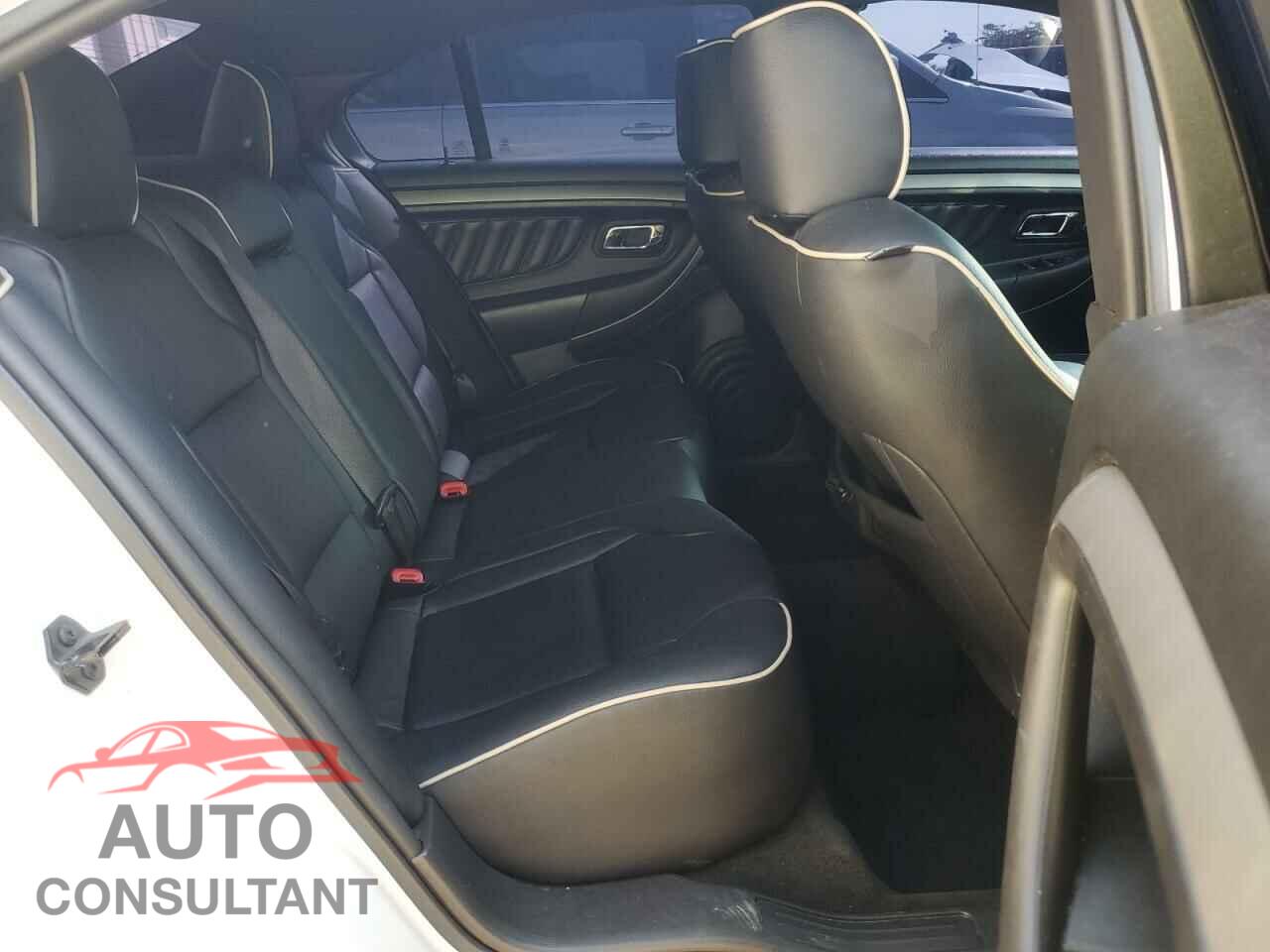 FORD TAURUS 2015 - 1FAHP2E80FG169546