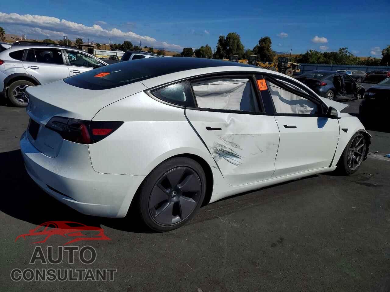 TESLA MODEL 3 2023 - 5YJ3E1EB2PF608645