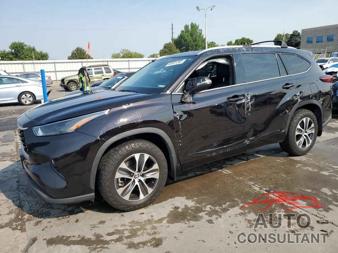 TOYOTA HIGHLANDER 2022 - 5TDHZRBH6NS183053