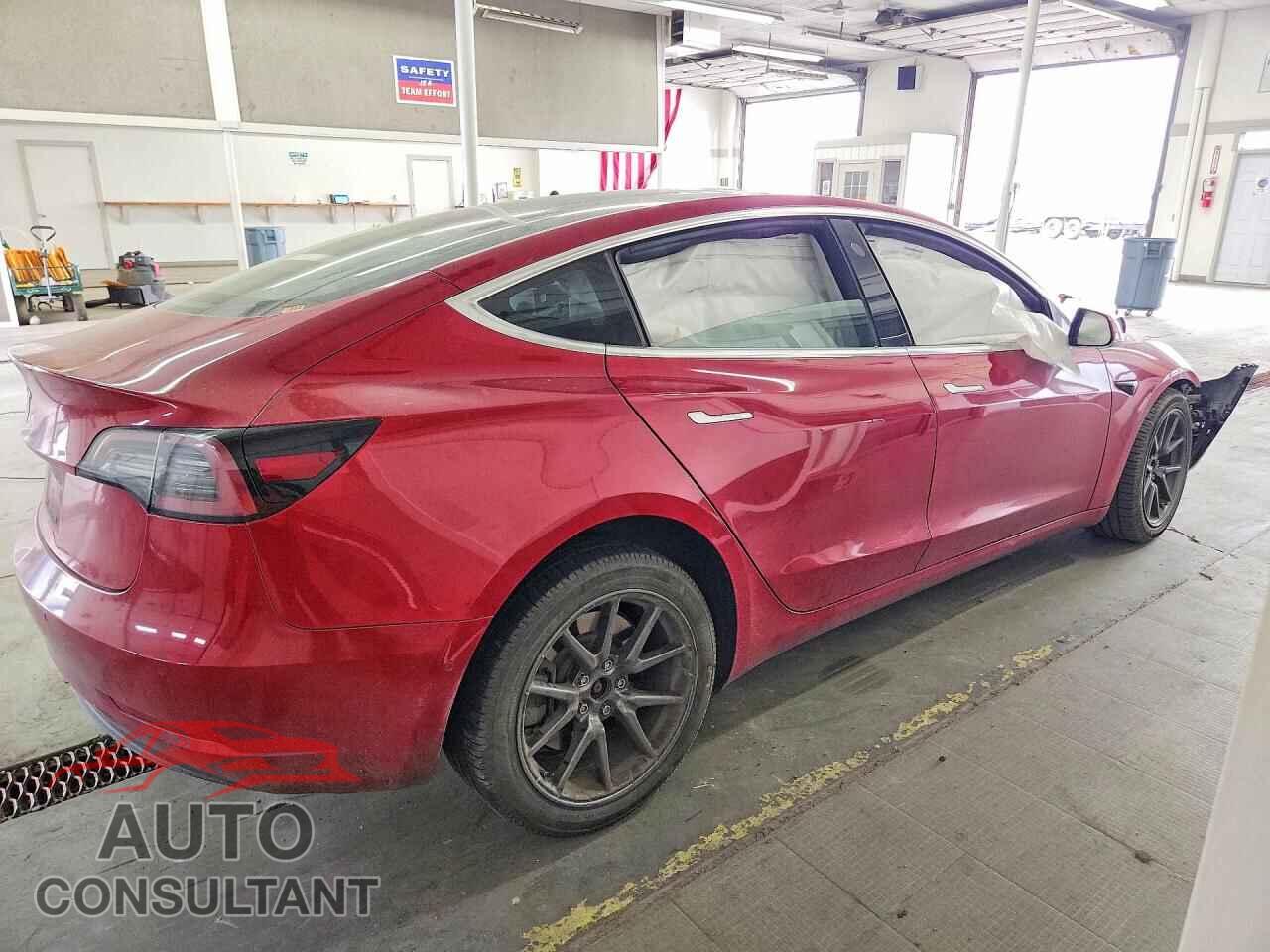 TESLA MODEL 3 2018 - 5YJ3E1EA6JF045503