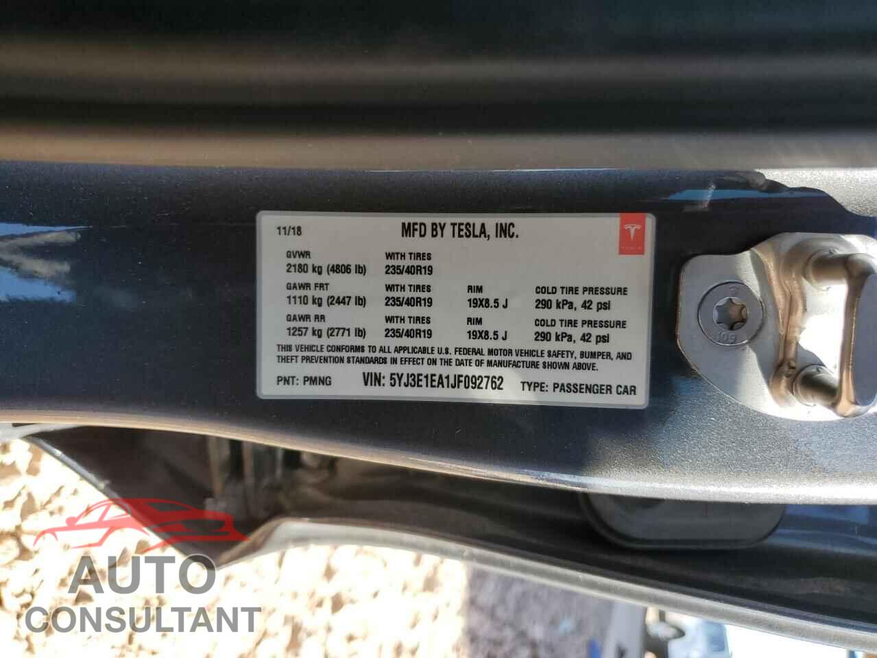 TESLA MODEL 3 2018 - 5YJ3E1EA1JF092762