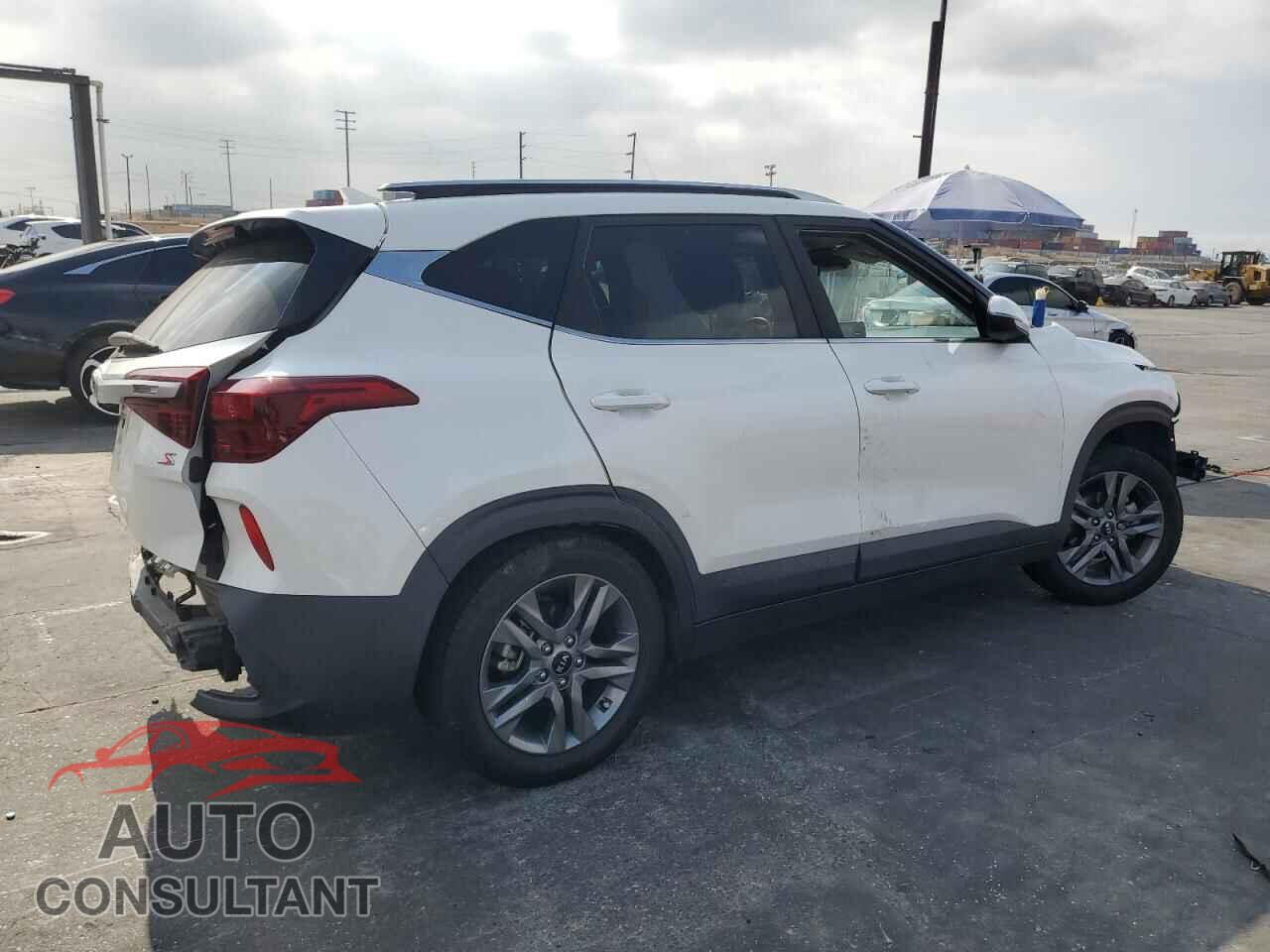 KIA SELTOS 2021 - KNDEU2AA7M7216499