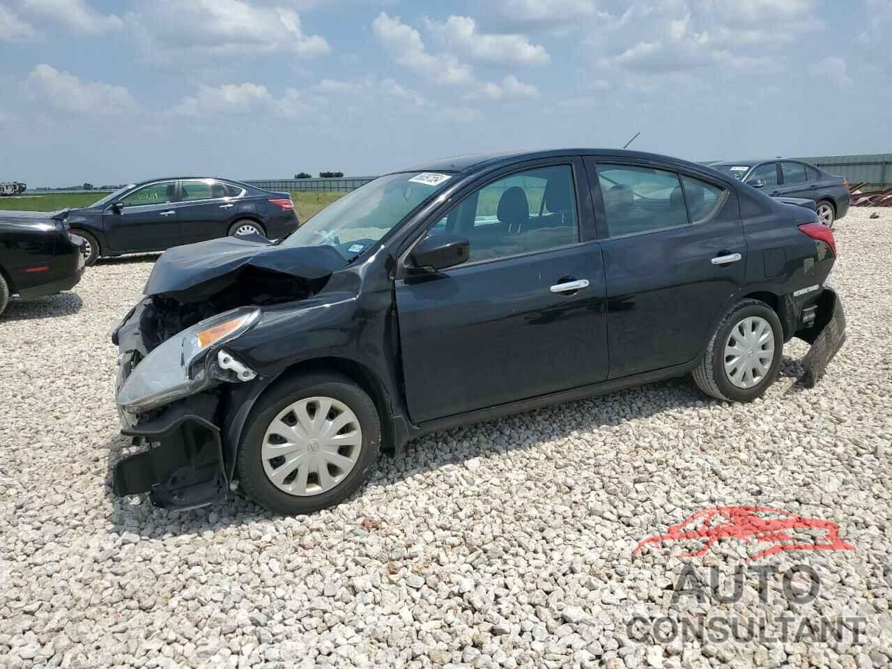 NISSAN VERSA 2019 - 3N1CN7AP1KL818476