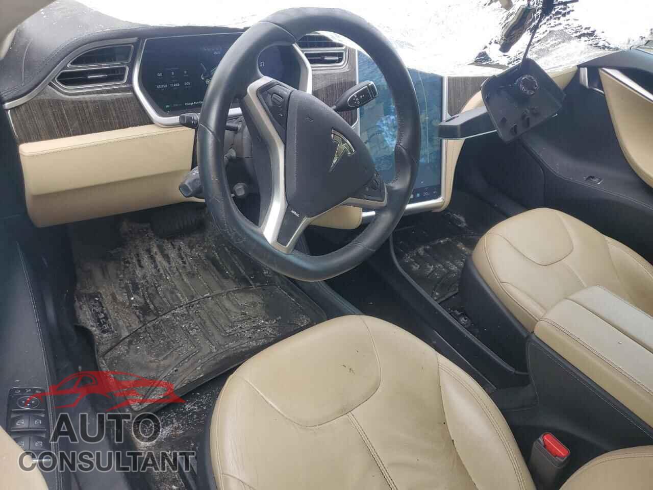 TESLA MODEL S 2013 - 5YJSA1DN8DFP24740