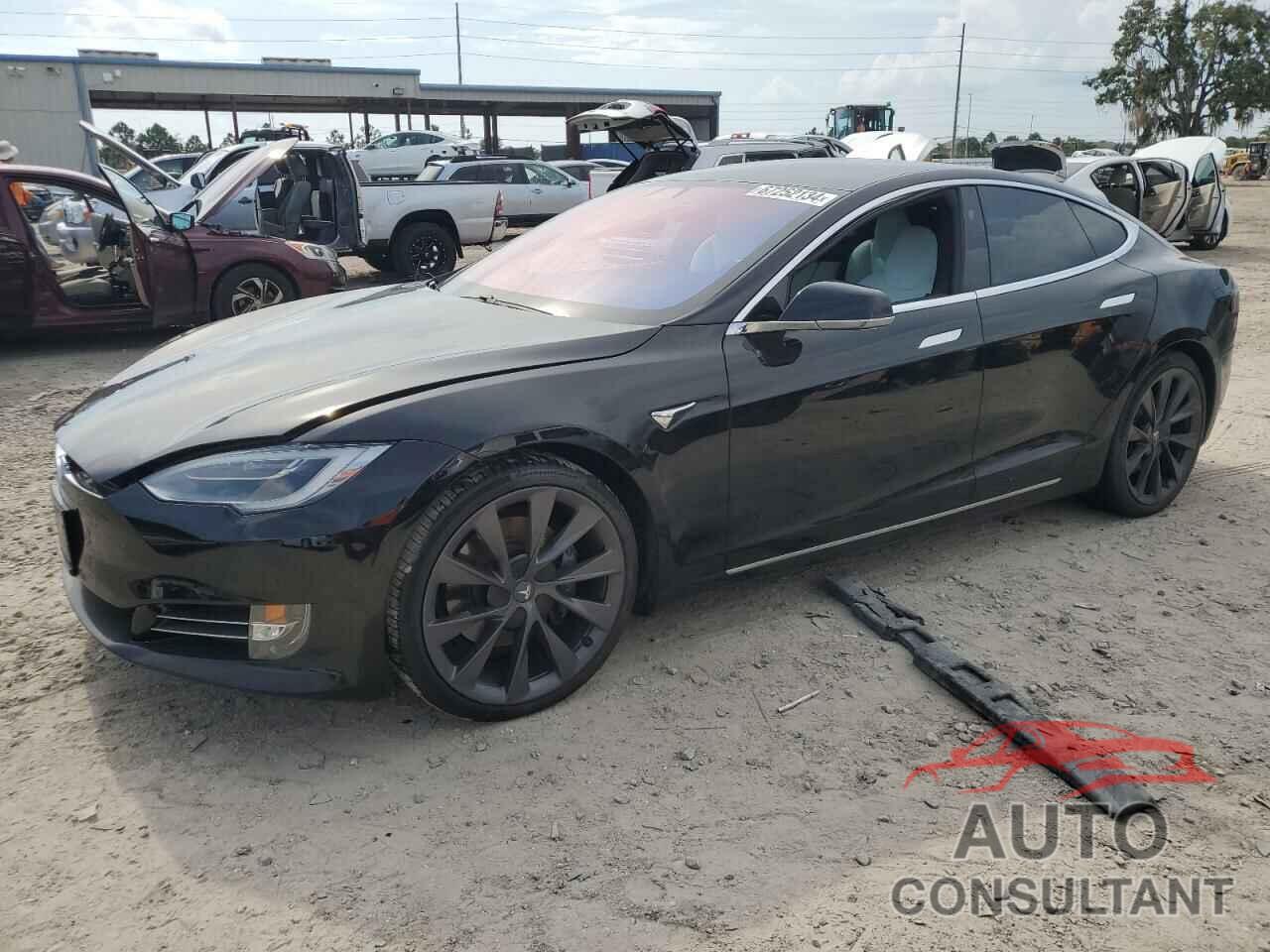 TESLA MODEL S 2018 - 5YJSA1E27JF256919