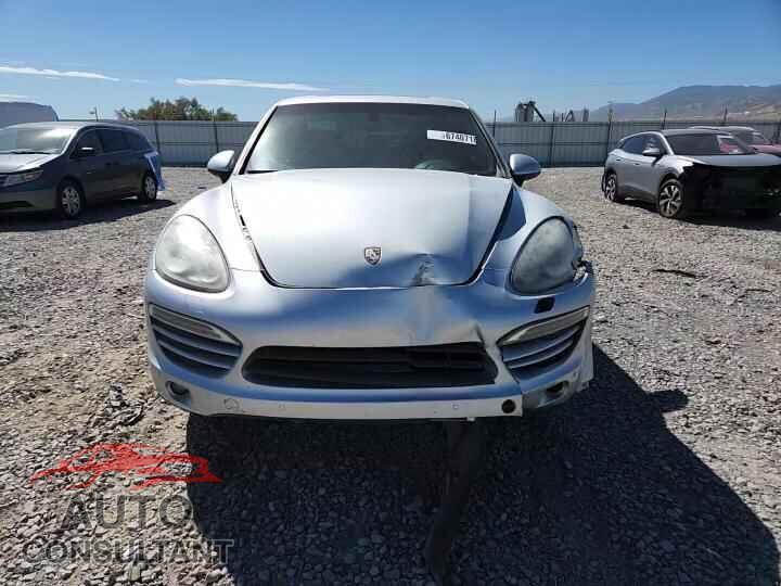 PORSCHE CAYENNE 2012 - WP1AA2A20CLA00479
