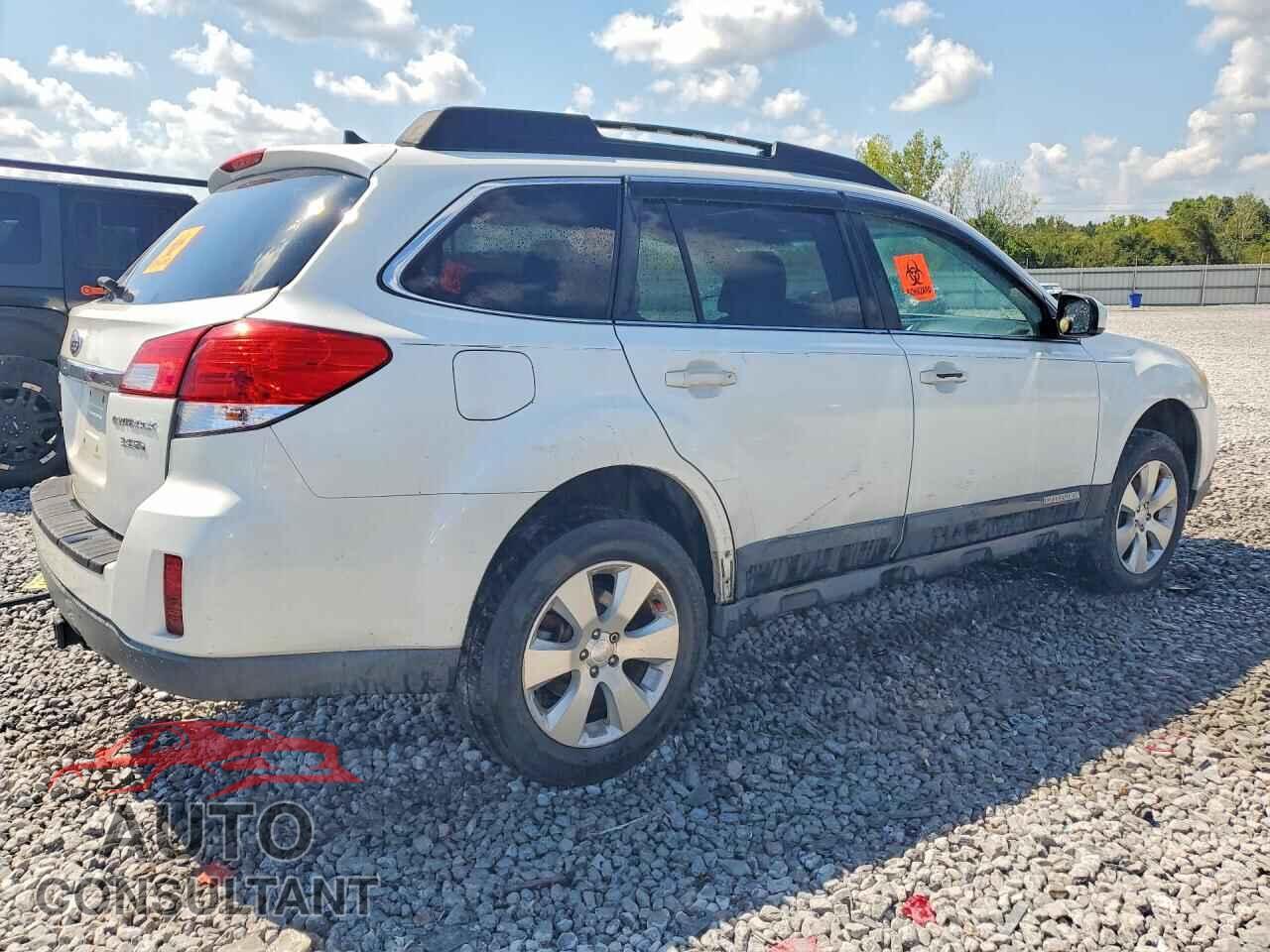 SUBARU OUTBACK 2011 - 4S4BRELC3B2410358