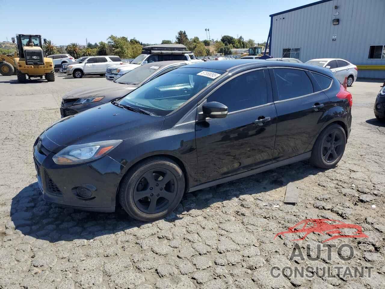 FORD FOCUS 2013 - 1FADP3K23DL319853