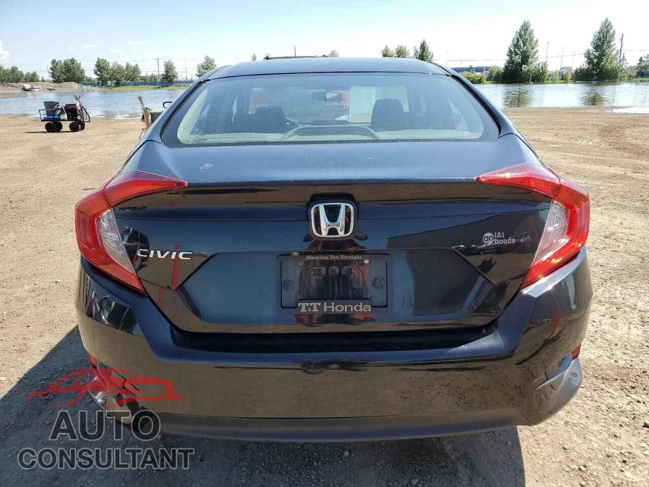 HONDA CIVIC 2017 - 2HGFC2F60HH031010