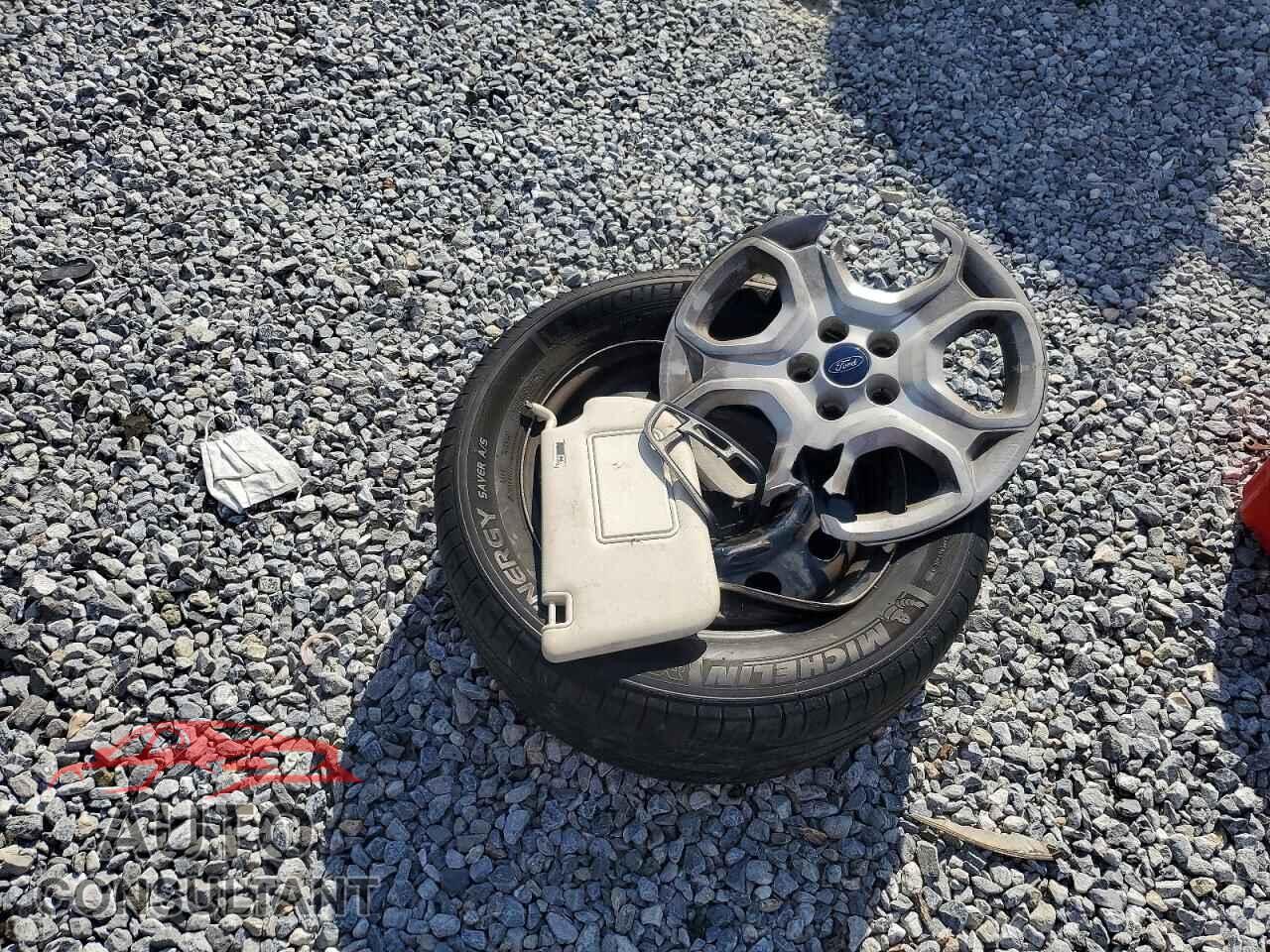 FORD ESCAPE 2018 - 1FMCU0F74JUB04373