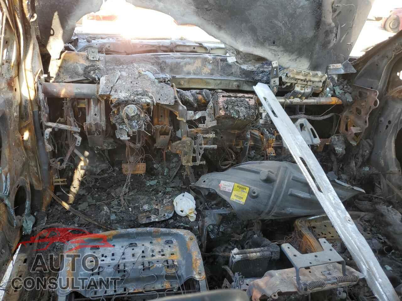 HONDA PILOT 2011 - 5FNYF4H24BB101643