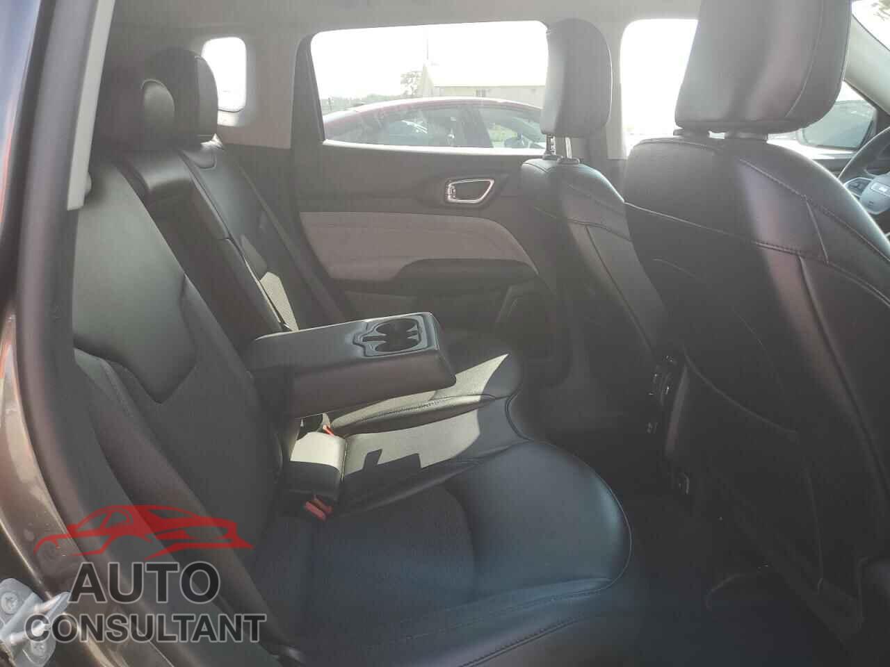 JEEP COMPASS 2022 - 3C4NJDBB6NT122378