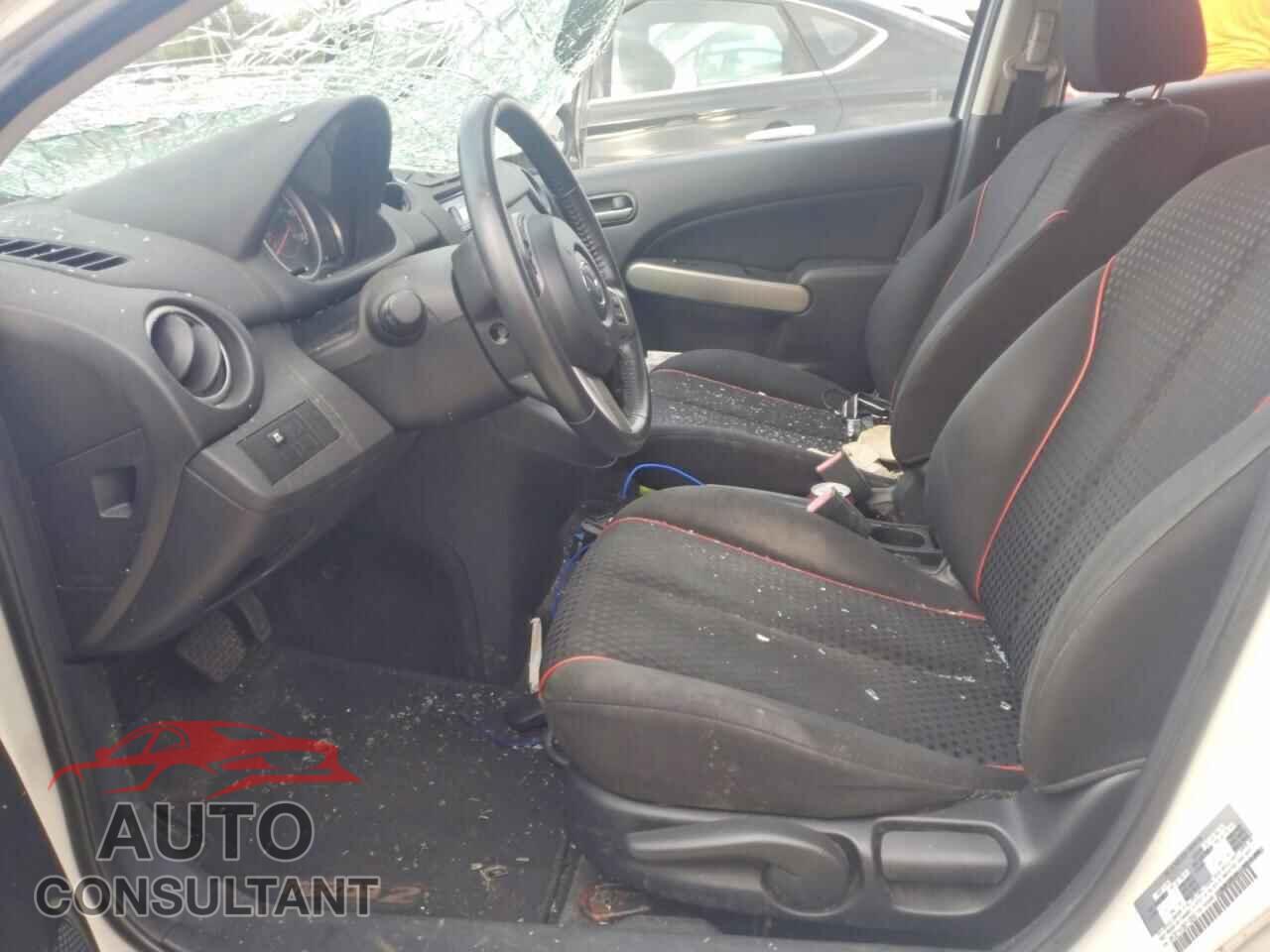 MAZDA 2 2011 - JM1DE1HY0B0119558