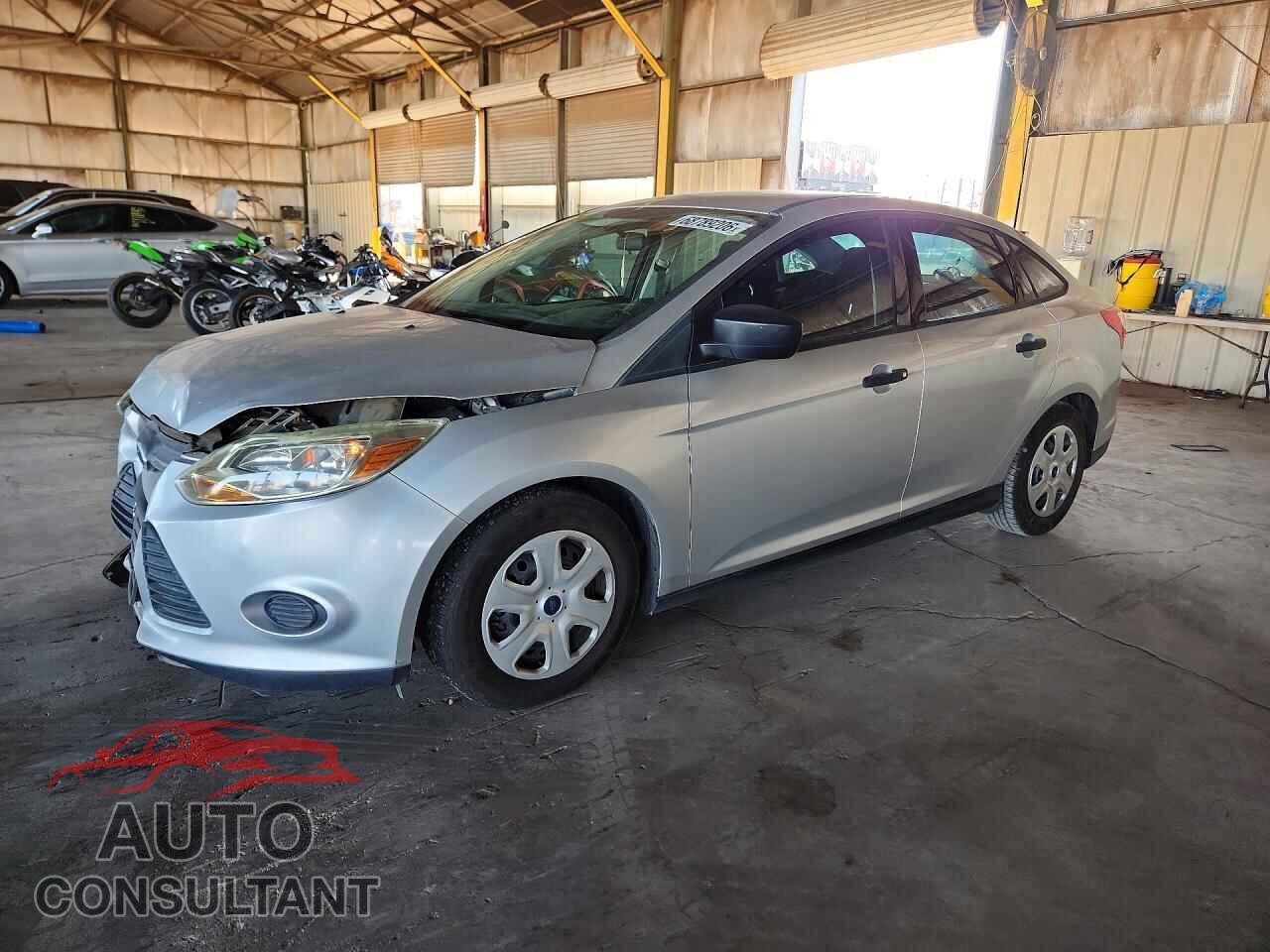 FORD FOCUS 2013 - 1FADP3E23DL325065
